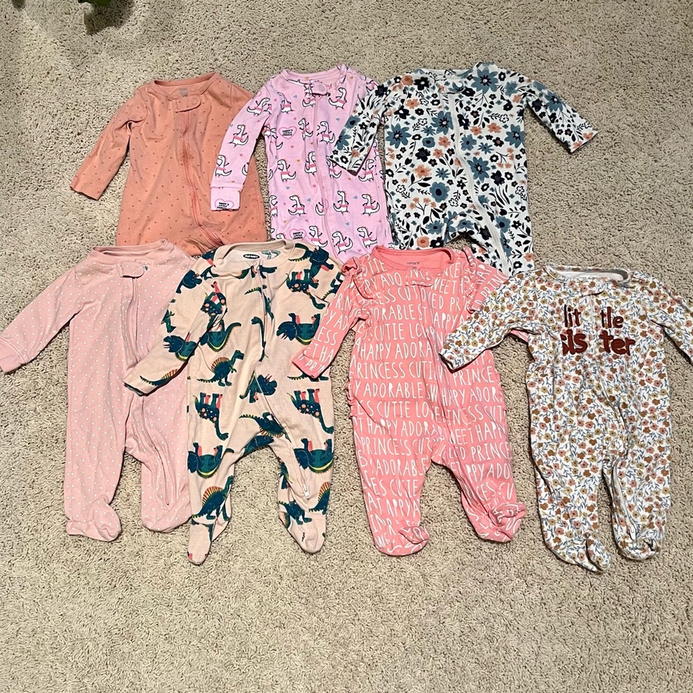 Bundle of 7 Baby pajamas (3 months & 0-3 months)